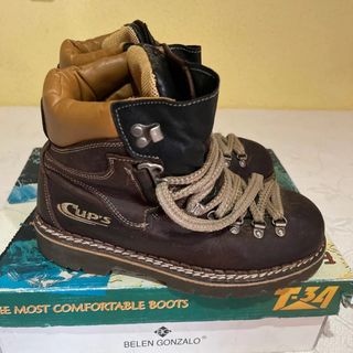 Botas de Montaña Cups Piel Marrón