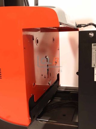 Ref. M-6074 Retráctil BT RRE 140 B