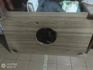 Tarima para mesa mide 1,40 de largo y ancho 80 cm