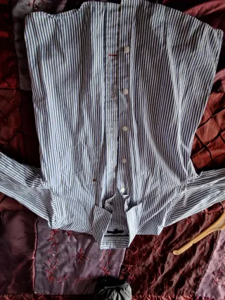 2 Camisas Tommy Hilfiger + Regalo Camisa Charanga