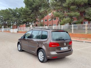 Volkswagen Touran 2014