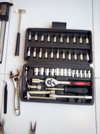 Caja de carraca o trinquete  46 piezas