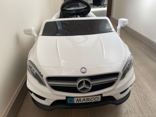 Coche teledirigido Mercedes GLA Blanco