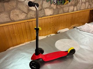 Monopatín 3 ruedas rojo venta en persona