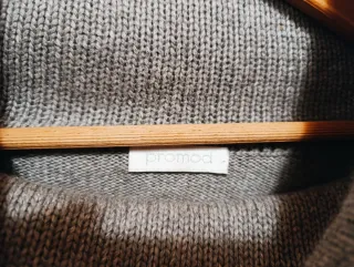 Jersey poncho cuello alto gris talla única