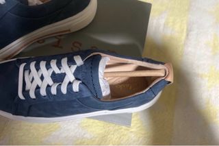 Botines Clarks Azul Marino y Blanco