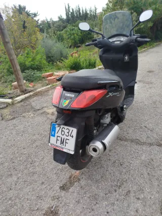 Yamaha Xmax 125
