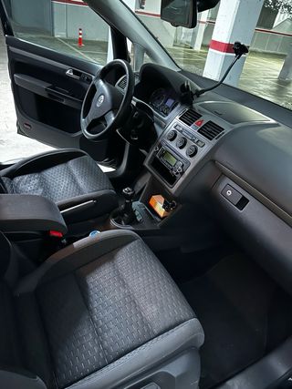 Volkswagen Touran 2010