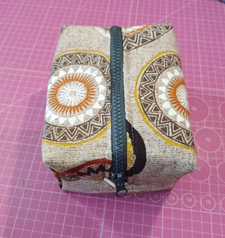 Neceser estampado étnico