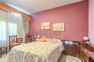 Piso en venta en Ca n'Aurell en Terrassa