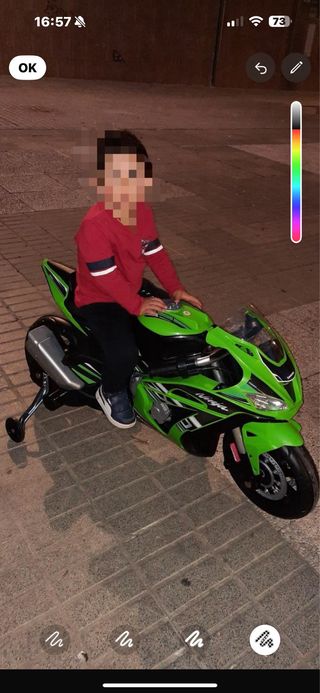 Moto eléctrica Kawasaki para niño