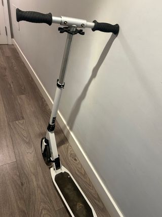 Patinete blanco Spectre Pro