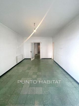 Piso en venta en El Guinardó en Barcelona