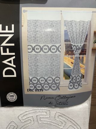 Coppia Tende Bianche e Argento Ricamate 60x240