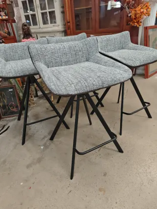 Juego de 4 taburetes de bar