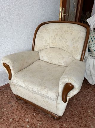 Sofá clásico beige y marrón + individual (regalo)