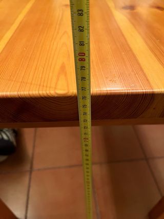 Mesa de madera maciza estilo provenzal