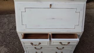 Buró escritorio antiguo decapé blanco