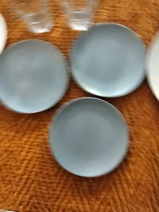 Vajilla de porcelana y cristal