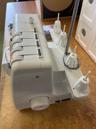 Remalladora Alfa 8707 + Overlock Nueva