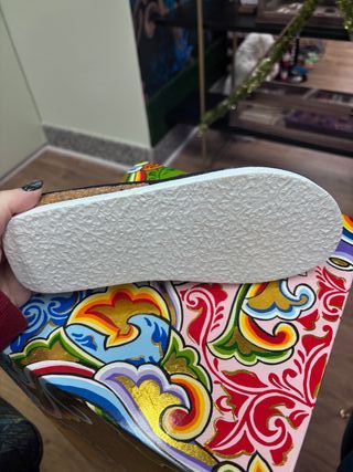 Zapatillas casa florecitas azules