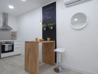 Piso en alquiler en Palos de Moguer en Madrid