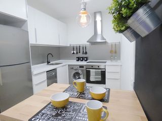 Piso en alquiler en Palos de Moguer en Madrid