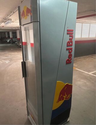 Nevera Red Bull 2M