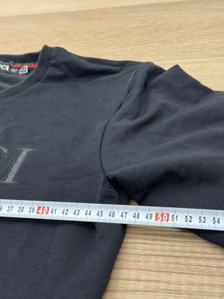 Jersey Negro de Mujer con detalles florales