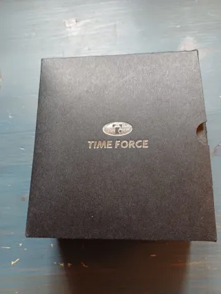 Reloj Mujer marca Time Force acero y negro