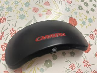 Gafas de sol marca carrera