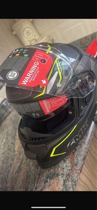 Casco Integral SMK Talla L Negro y Amarillo