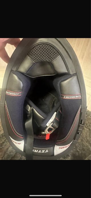 Casco Integral SMK Talla L Negro y Amarillo