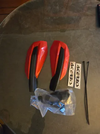 Cubre Manetas de moto Acerbis rojas Nuevas a estre