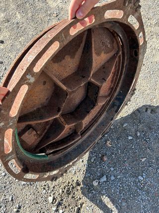 Tapa de alcantarilla