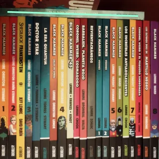 Black Hammer Completa (Astiberri)