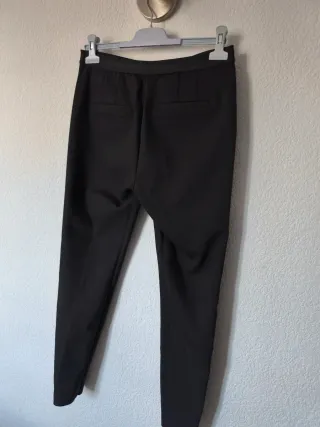 Pantalón negro elegante