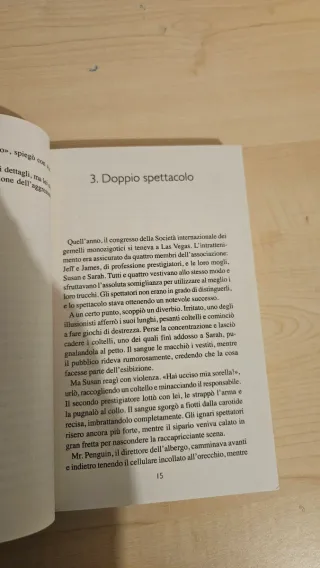 Crimini e misteri da risolvere mentre fai la ca...