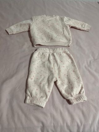 Conjunto bebé chándal estrellas rosa