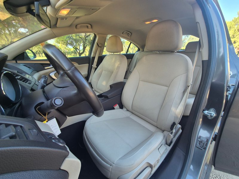 Opel Insignia 2010, foto 6