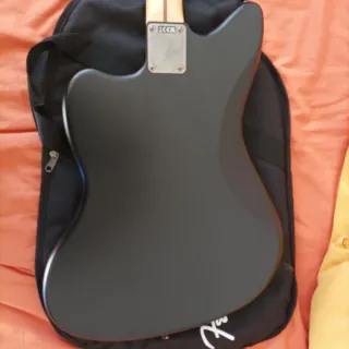 Guitarra Fender Jazzmaster Limited Hybrid II MIJ