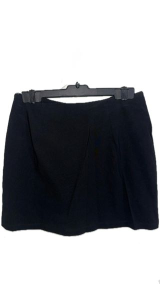 Falda pantalón negra corta