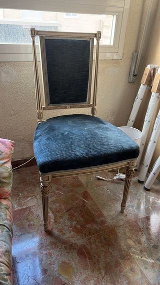 4 Sillas de comedor tapizadas
