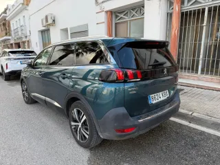 Peugeot 5008 2017