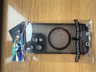 Funda iPhone 16 Pro Negra