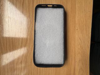 Funda iPhone 16 Pro Negra