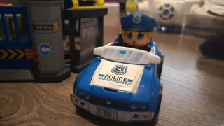 Prisión Pinypon con Coche y Moto Policía