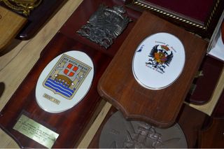 Metopas Militares Variadas