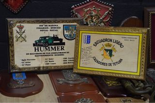 Metopas Militares Variadas