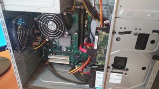 PC Core 2 Duo E7500 4GB RAM SSD + HDD fluido